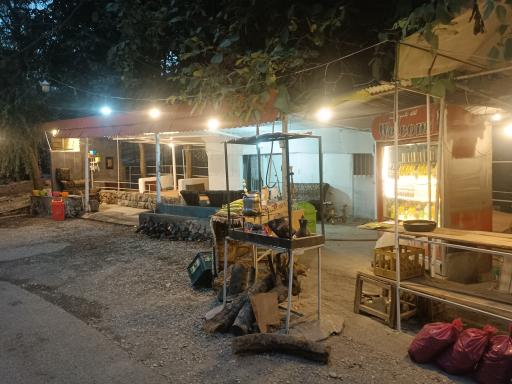 عکس کافه عمو کاظم 