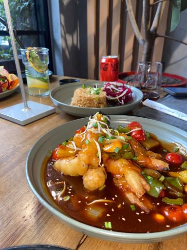 عکس رستوران سوشی آنت