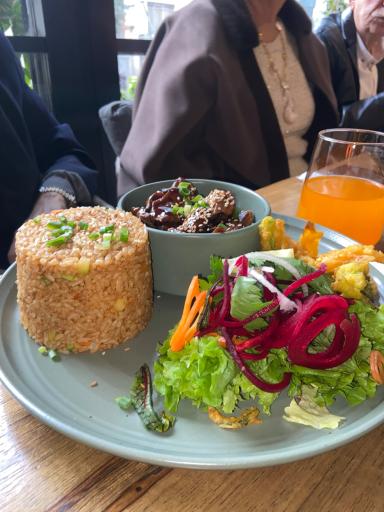 عکس رستوران سوشی آنت