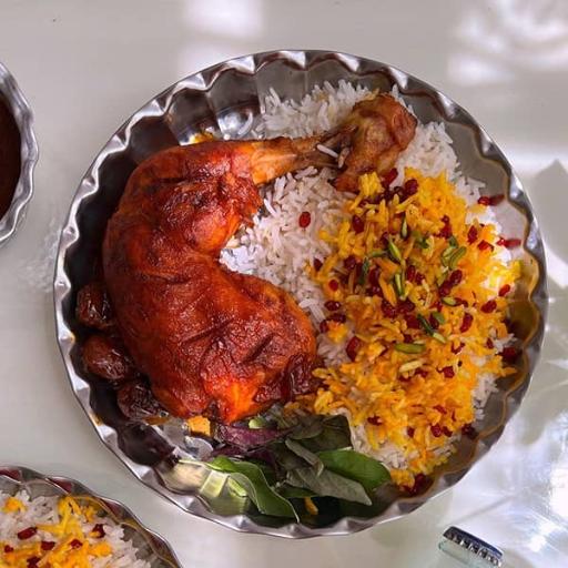 عکس تهیه غذای عمو صادق