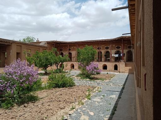 عکس قلعه بارده