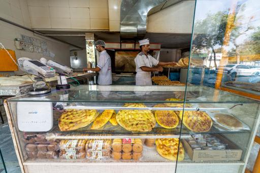 عکس مجتمع نان سنتی اغنیا