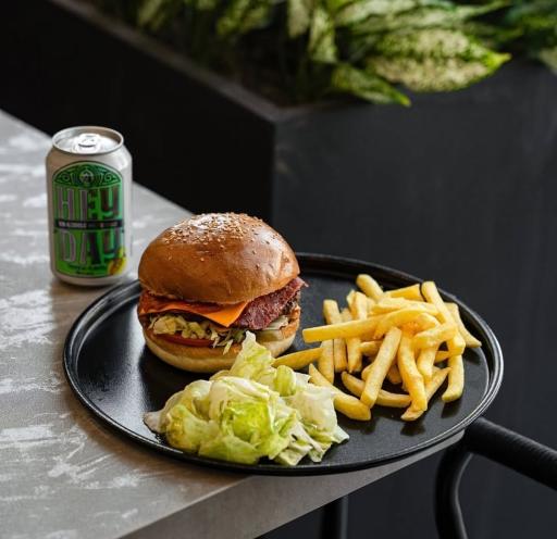 عکس کافه فست فود میلانژ