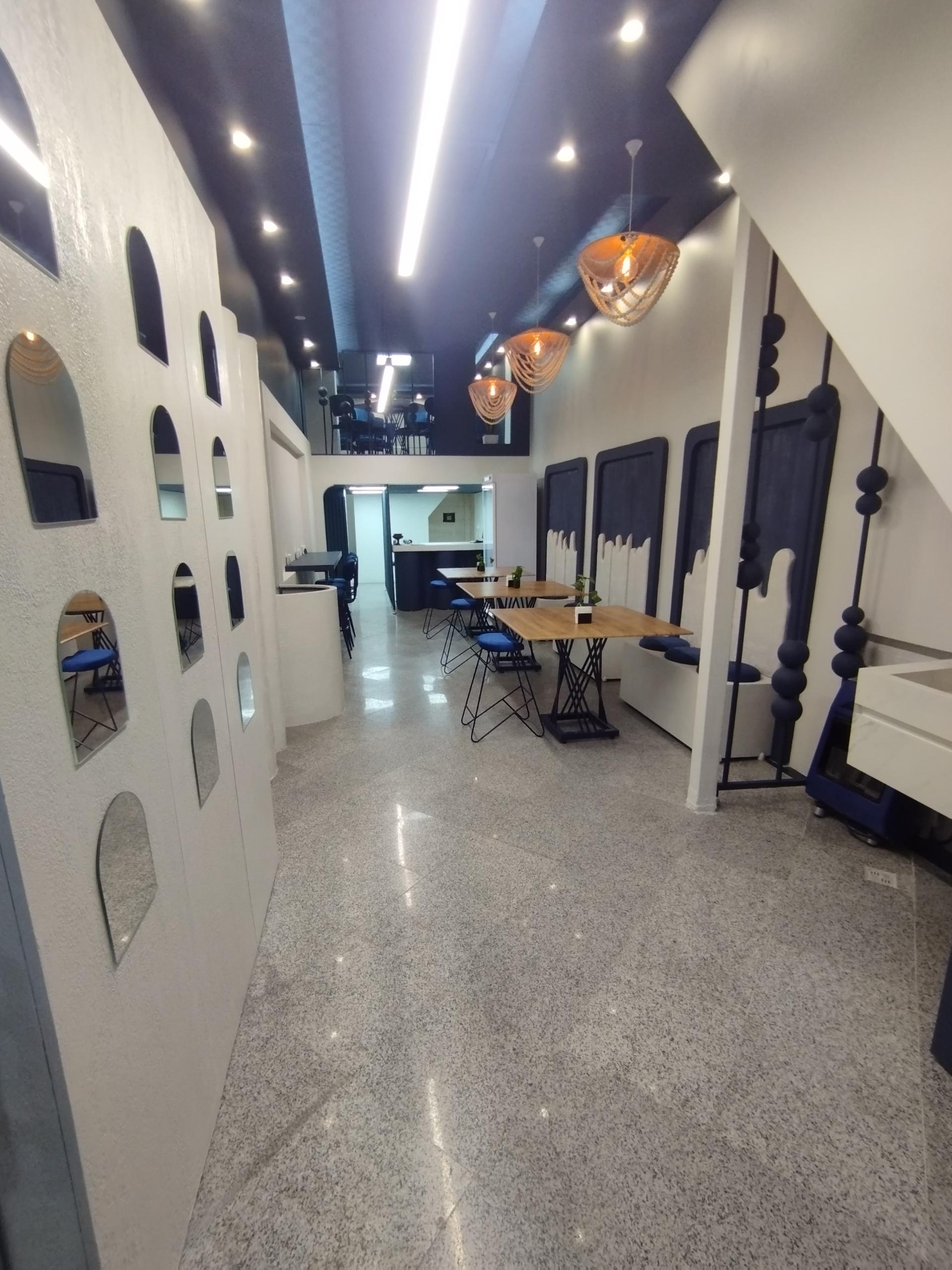 عکس کافه فست فود میلانژ