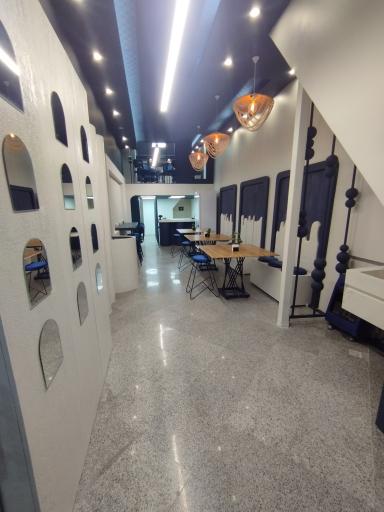 عکس کافه فست فود میلانژ