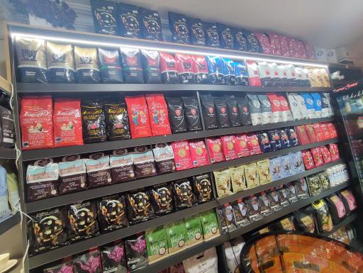 عکس فروشگاه پخش قهوه و تجهیزات برند میرزائی