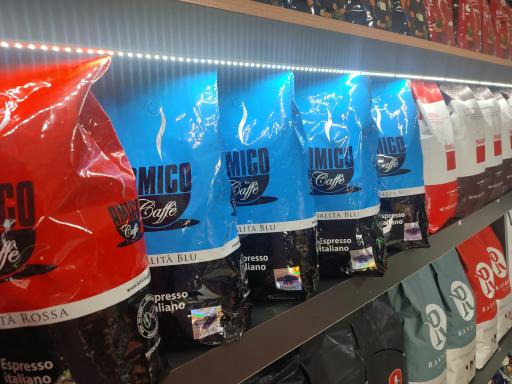 عکس فروشگاه پخش قهوه و تجهیزات برند میرزائی