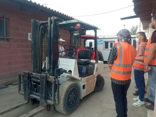 آموزشگاه رانندگی لیفتراک آسان ماشین 