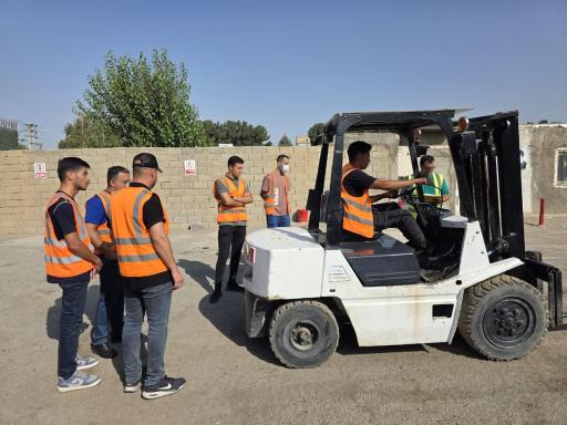 آموزشگاه رانندگی لیفتراک آسان ماشین 