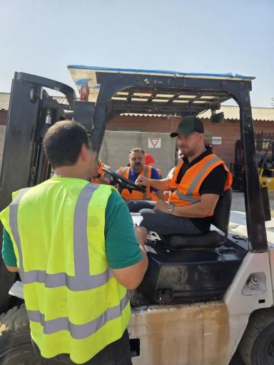 آموزشگاه رانندگی لیفتراک آسان ماشین 