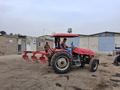 عکس آموزشگاه رانندگی ویژه لیفتراک آسان ماشین