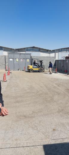 عکس آموزشگاه رانندگی ویژه لیفتراک آسان ماشین