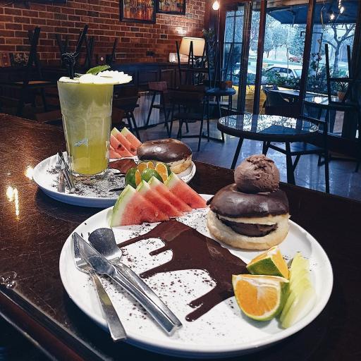 عکس کافه پیانو