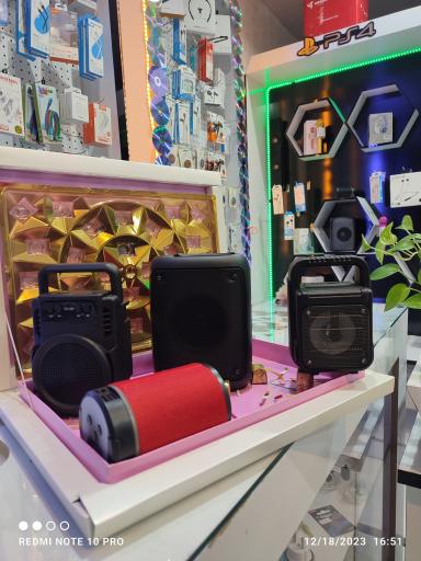 عکس کلوپ و گیم سنتر چش رنگی