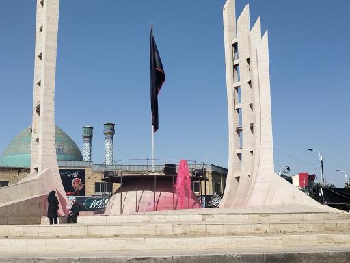 عکس میدان انقلاب