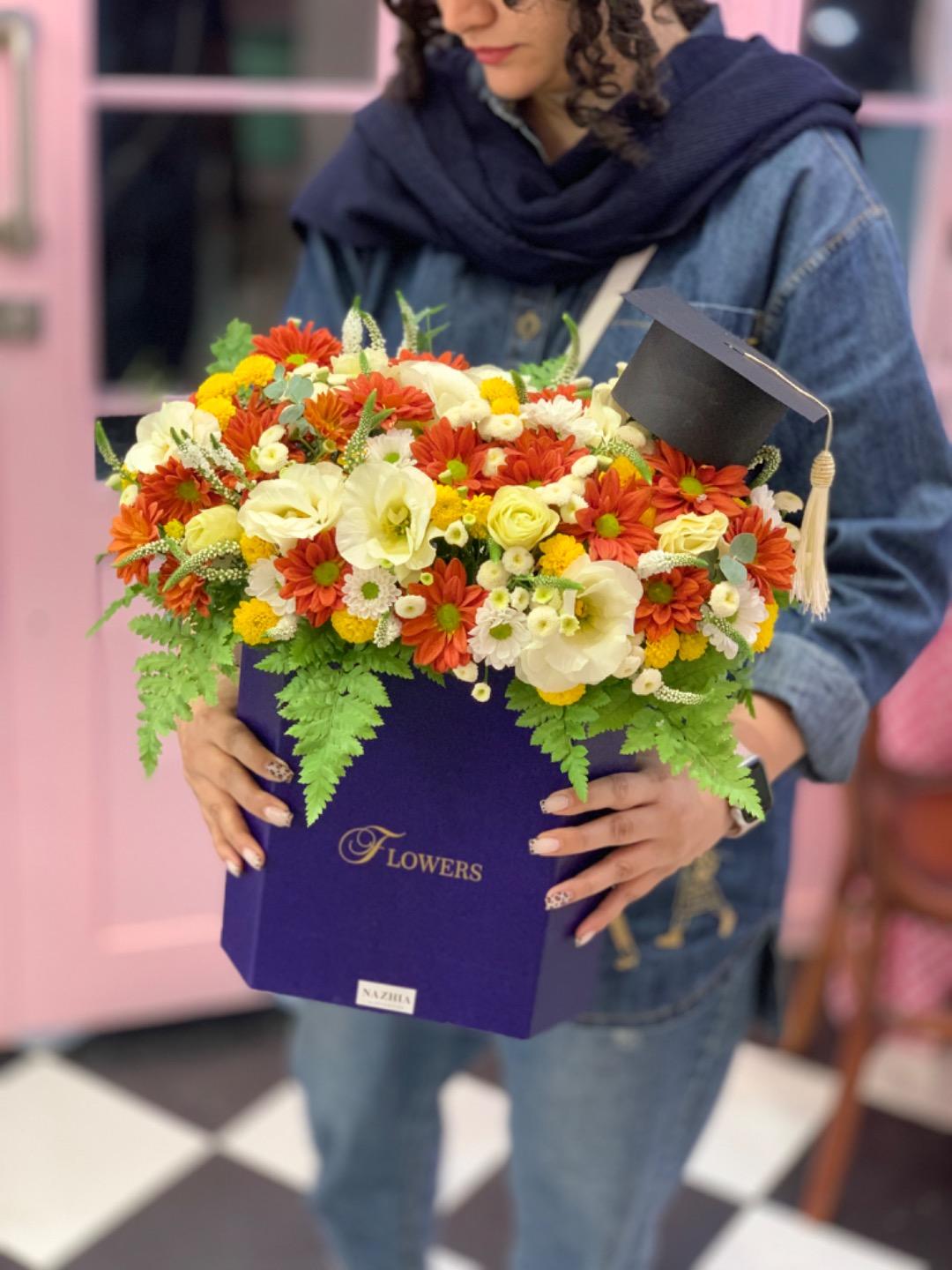 عکس کافه گل و کیک ناژیا