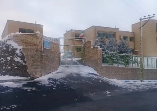 عکس دبیرستان امام حسین