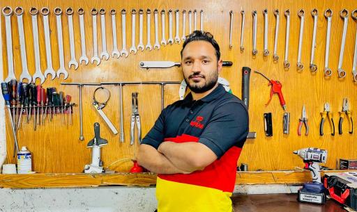 مکانیکی محسن اکبری