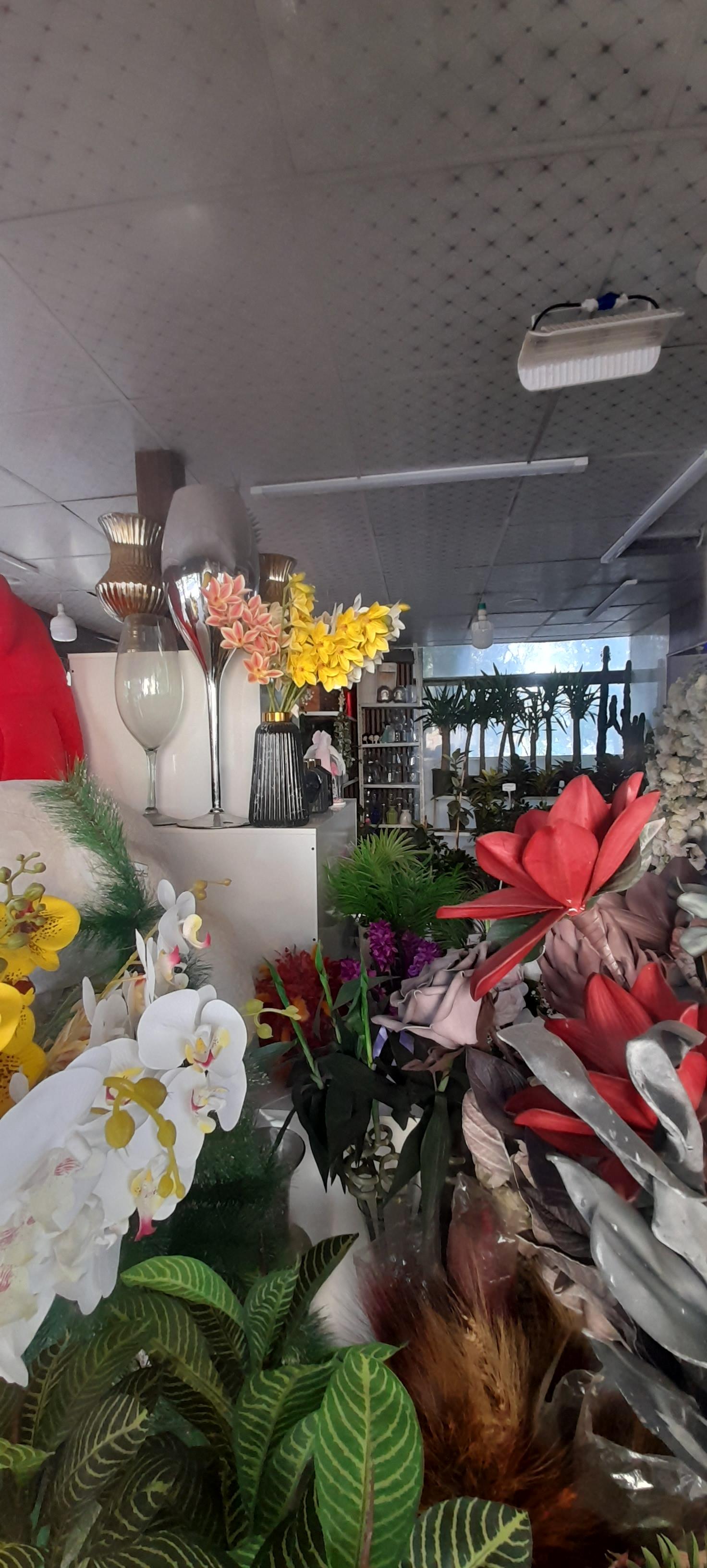 عکس گلفروشی عتیق