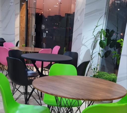 عکس کافه آبمیوه و بستنی روما