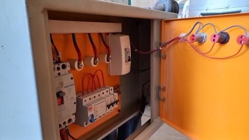 عکس کارگاه ایران ژنراتور