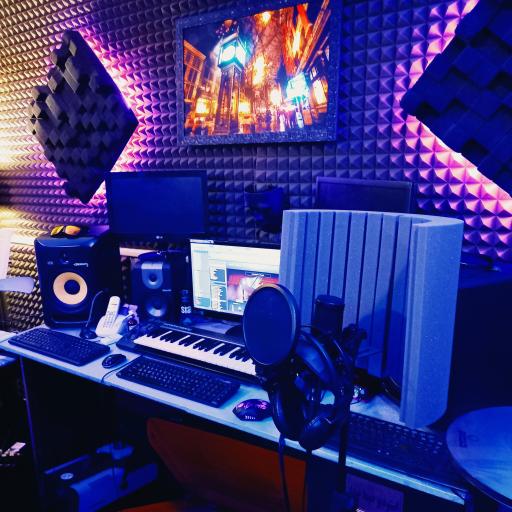 عکس استودیو موسیقی ماژینور