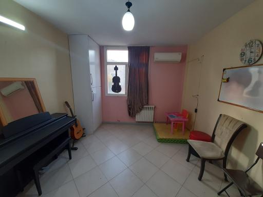 آموزشگاه موسیقی ترنگ