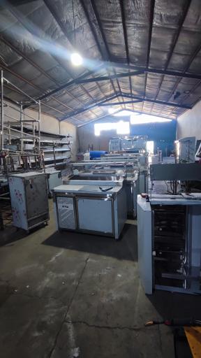 عکس تجهیزات آشپزخانه صنعتی استیل صحت