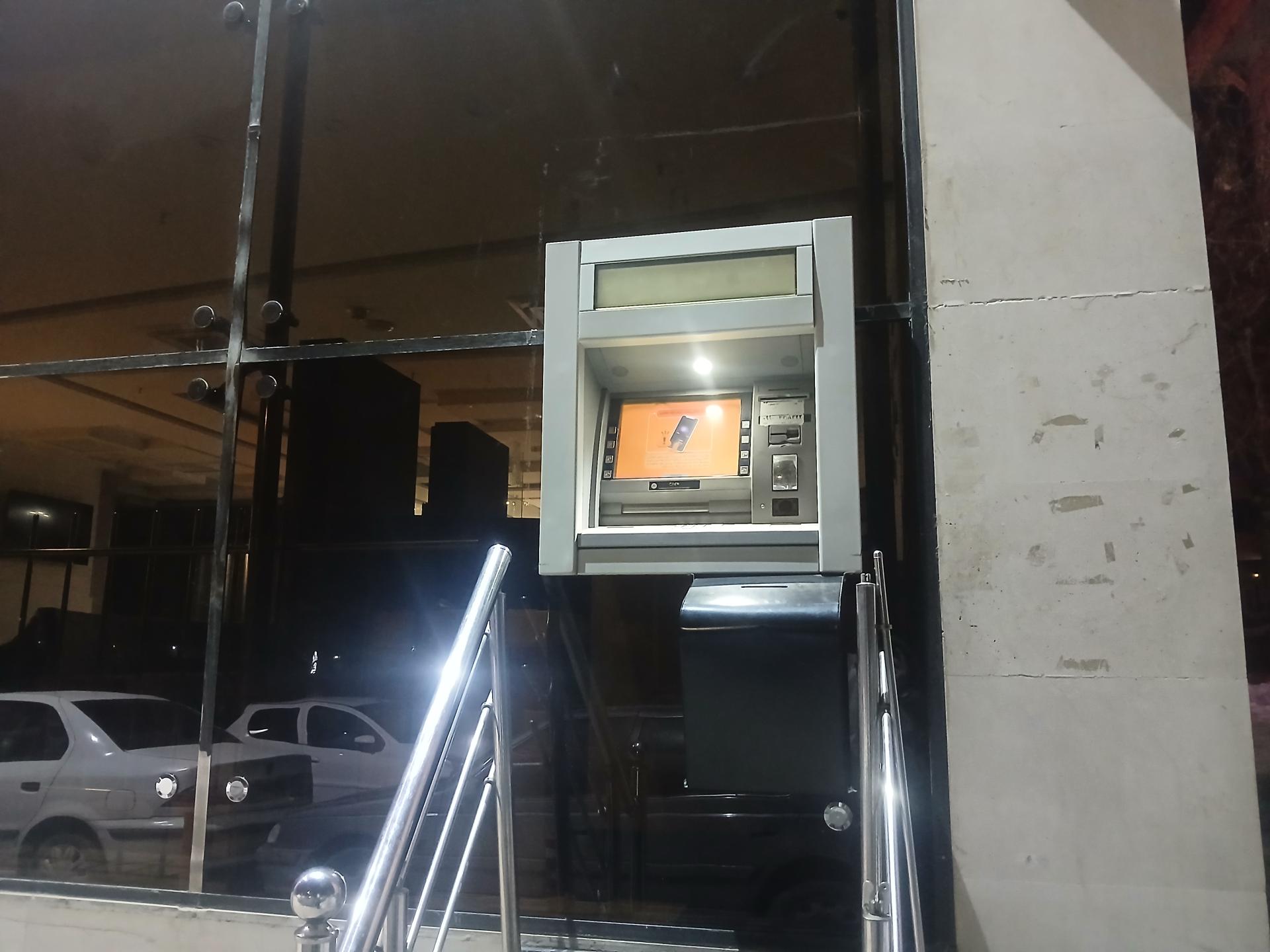 عکس خودپرداز بانک پاسارگاد