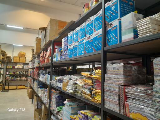 عکس فروشگاه دنیای جادویی