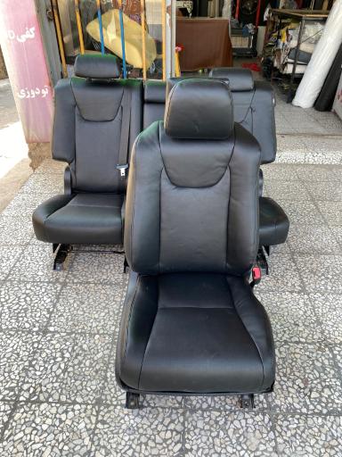 عکس تو دوزی اتومبیل اکبر