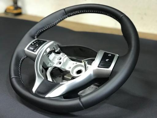 عکس تو دوزی اتومبیل اکبر