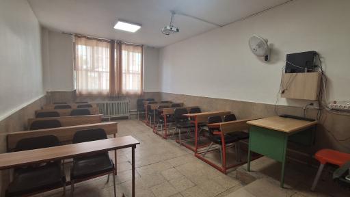 عکس دبیرستان غیردولتی دانش دوره دوم