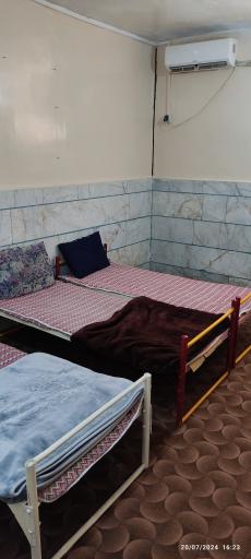 عکس مسافرخانه انقلاب 