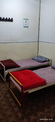 عکس مسافرخانه انقلاب 