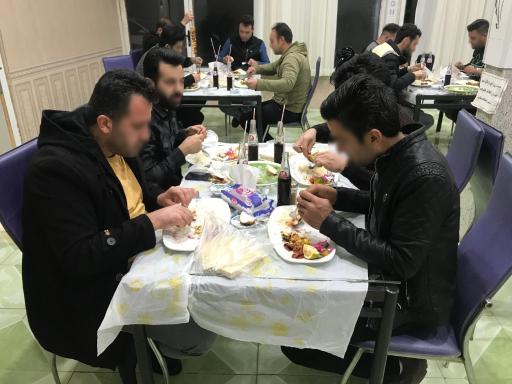 عکس رستوران شقایق برادران رستمی