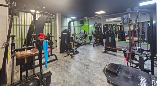 باشگاه تخصصی ورزشی حرکات اصلاحی و ماساژ دکتر مستغنی 