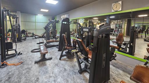 باشگاه تخصصی ورزشی حرکات اصلاحی و ماساژ دکتر مستغنی 