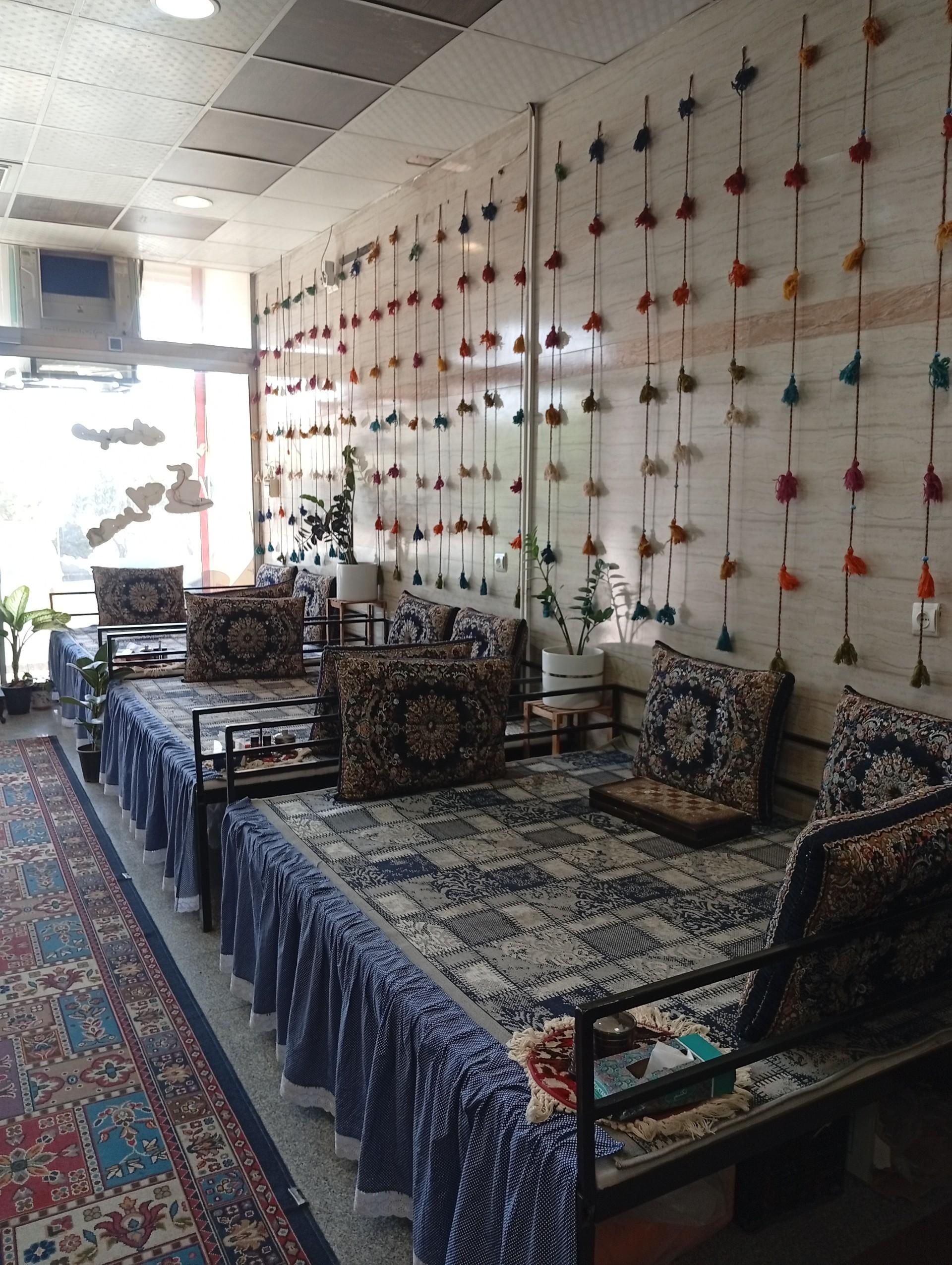 عکس کافه صبحانه و دیزی سرای دل مزه