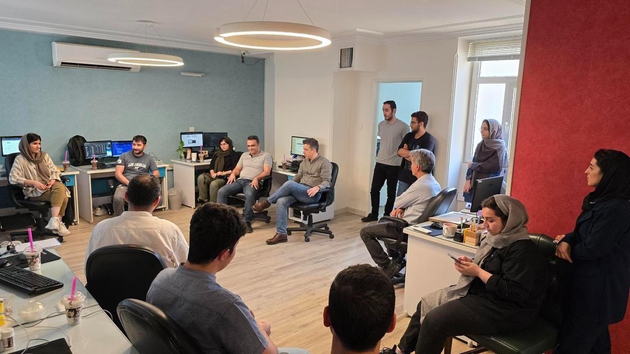 عکس تلفن ابری نواتل