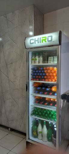 عکس غذای بیرون بر عادل