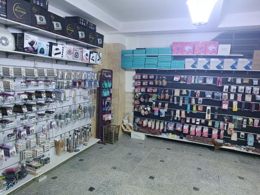 عکس لوازم آرایشی و آموزشگاهی حامد