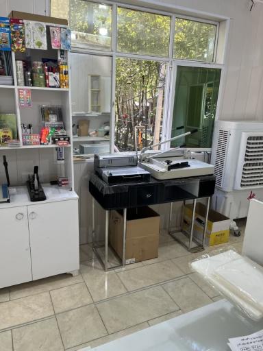 عکس کافی‌نت دماوند