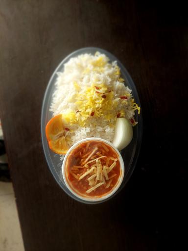 غذای بیرون بر عادل