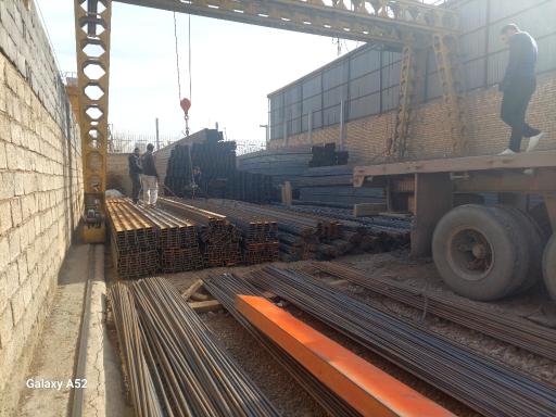 عکس انبار پارس فلز افق