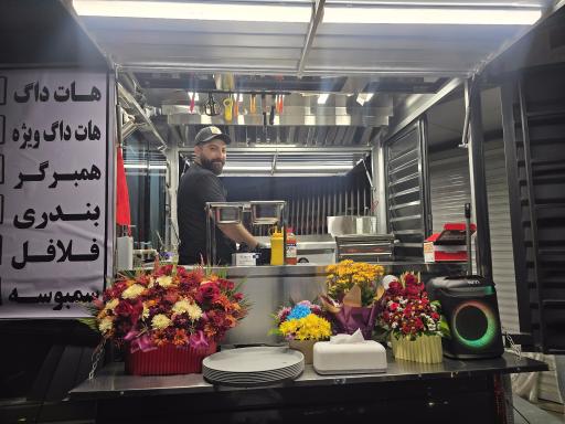 عکس لاکی تراک