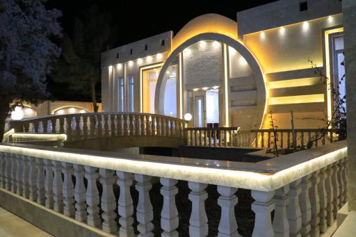 عکس باغ تالار سفیر