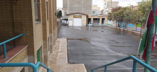 عکس هنرستان کار و دانش شهادت