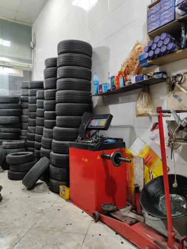 عکس خدمات رینگ و لاستیک مطمئن شاه مرادی