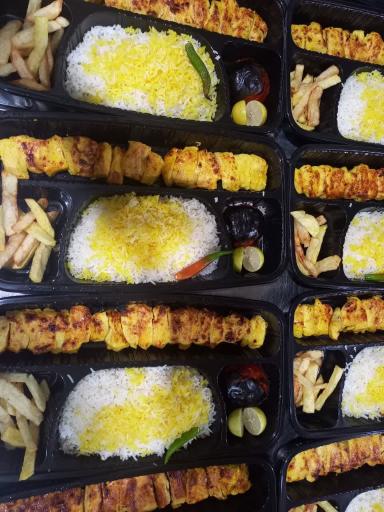 عکس تهیه غذای شرکتی پارسی آنیسا